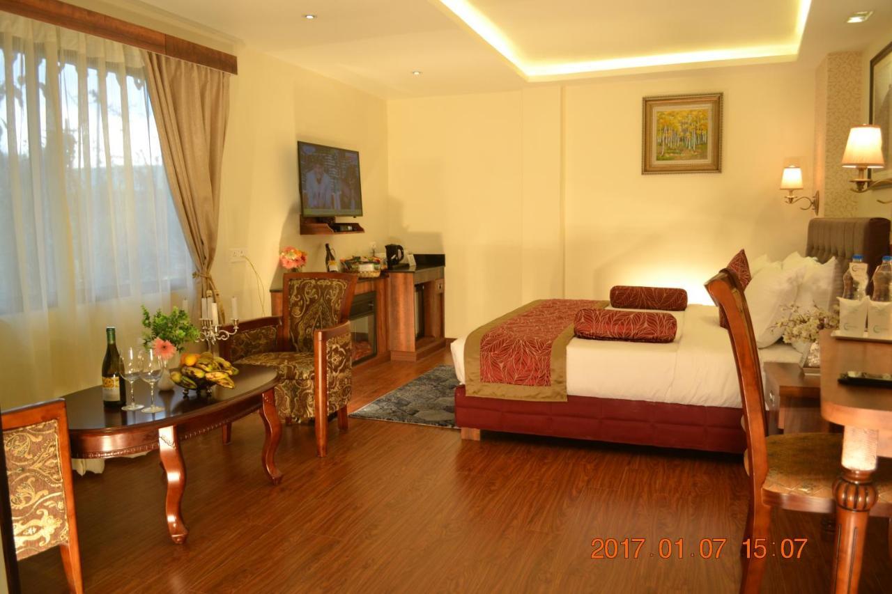 Crescent Resort, Darjeeling 다르질링 외부 사진