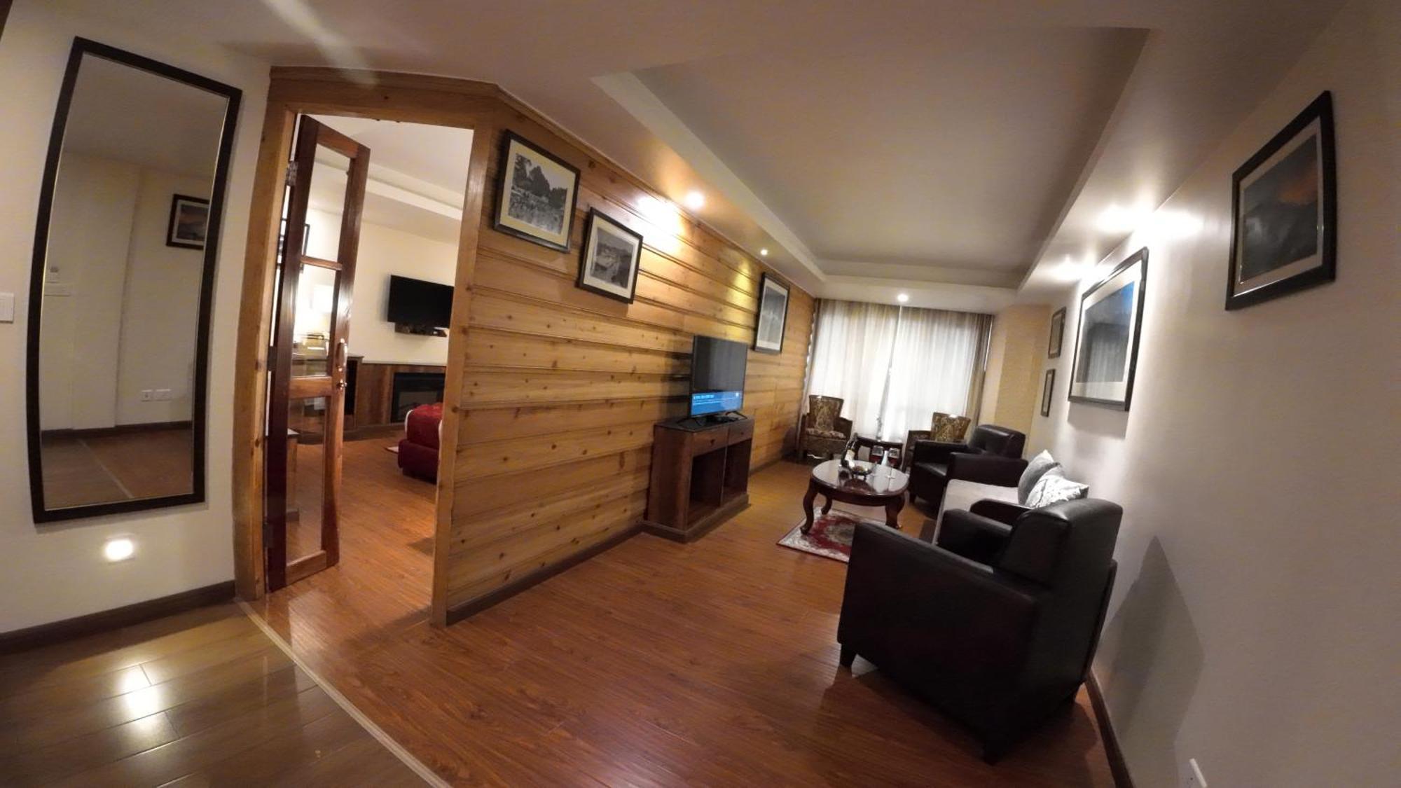 Crescent Resort, Darjeeling 다르질링 외부 사진